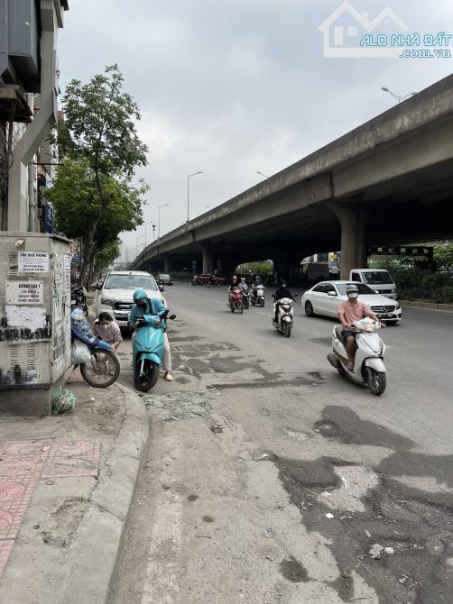 BÁN NHÀ MẶT PHỐ THANH XUÂN, LÔ GÓC VỈA HÈ RỘNG OTO TRÁNH KINH DOANH ĐỈNH, 60M2, 14.X TỶ