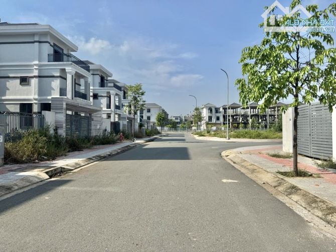 Biệt thự 1 trệt 2 lầu khu dân cư Bửu Long 3 , thành phố Biên Hoà