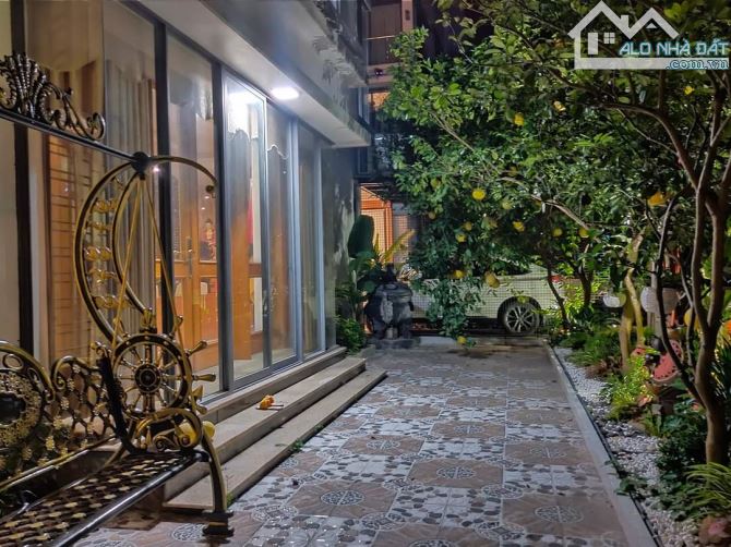 Siêu Hiếm!Liền Kề Xuân Thuỷ, Cầu Giấy 80m2, 5 Tầng, MT 5m, vỉa hè, ô tô, KD, VP 32 tỷ.