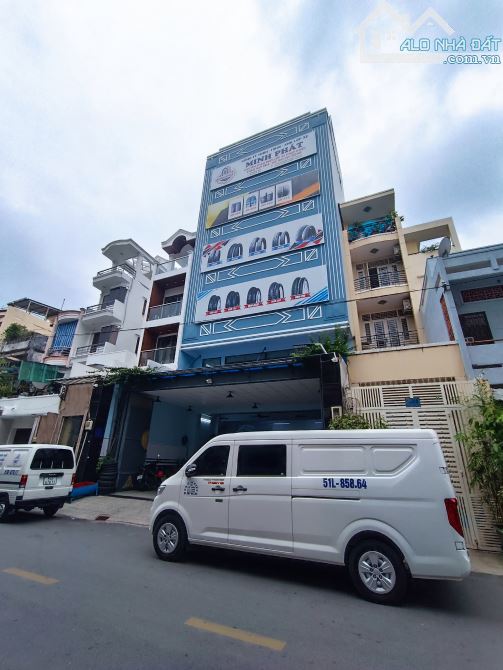 Chuyển nhượng tòa nhà building 7 tầng 6x18m đường Nguyễn Thị Minh Khai Q. 1 HĐT ~100tr/1th