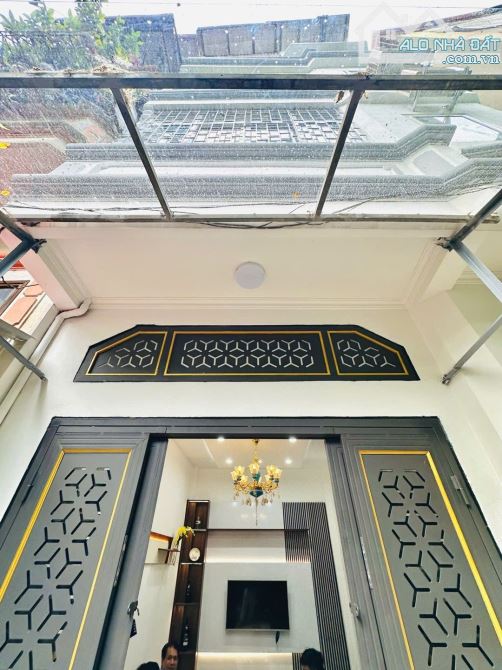 🌹🌹LÔ GÓC, NGÕ NÔNG, 2 MẶT THOÁNG, VIEW ĐẸP TRƯỚC NHÀ, TẶNG NỘI THẤT, SỔ ĐỎ ĐẸP, 3 NGỦ VỆ