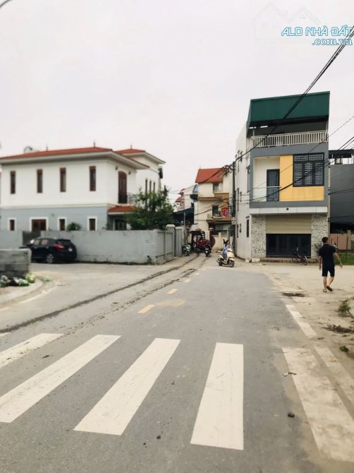 HÀNG HIẾM DỤC TÚ, ĐÔNG ANH, 45M2 Ô TÔ ĐỖ TẬN ĐẤT, 300M RA ĐƯỜNG GOM CẦU TỨ LIÊN