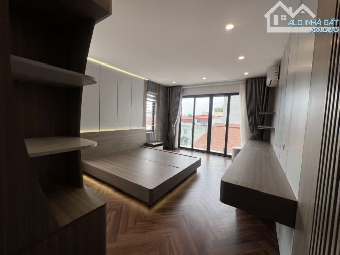 Bán nhà Bát khối 41m2 xây 7 tầng - thang máy gara ôtô 7 chỗ, nhà mới full nội thất - 10