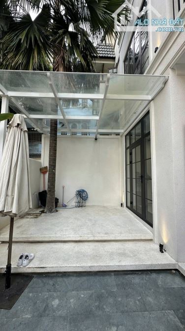 Bán Biệt Thự 3 Tầng Nguyễn Thành Ý Q.1 - 8,1 x17m Cn 135m2 Thiết kế Hiện Đại Đầy Tinh Tế - 10