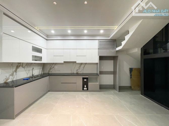 🌳Bán Nhà 5.5 tầng thang máy khu phân lô bên chẵn Văn Cao - Ngô Quyền - 75m2 - Giá 12,2 tỷ - 1