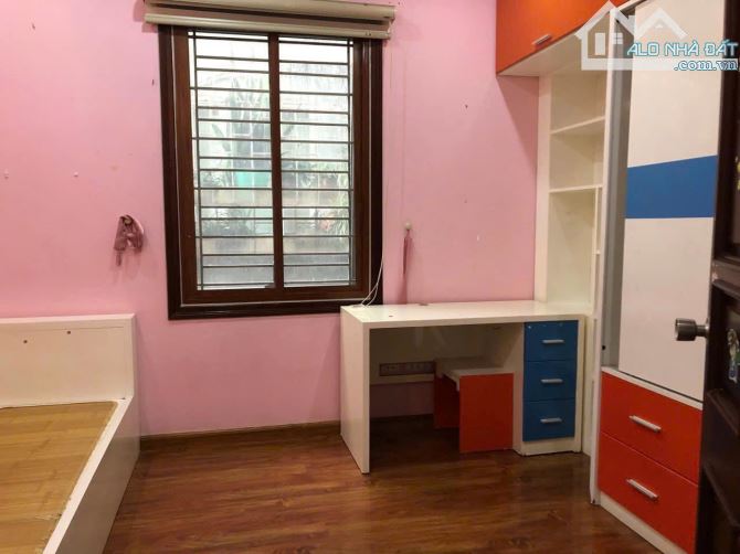 Nhà đẹp ở luôn Hoàng Quốc Việt Cầu Giấy Sổ vuông 39m, 5 tầng MT4m Giá 13 tỷ Ngõ ô tô tránh - 1