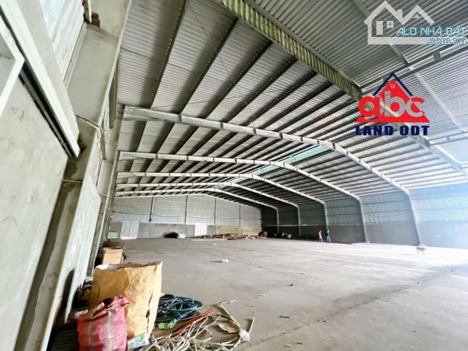 XT299 Cho thuê xưởng 1600m2 Thuộc Phước Tân_ Gần Đường Võ Nguyên Giáp - Giá : 64 triệu  -- - 1