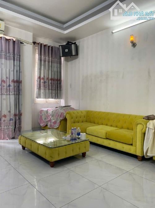 NHÀ ĐẸP Ở NGAY 4 TẦNG LUNG LINH - SỔ VUÔNG A4 - HẺM 7M XE TẢI VÔ TƯ GIÁ 7.99 TỶ TL - 1