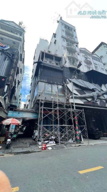 Cho thuê khách sạn MT Bùi Viện ,Phường Phạm Ngũ Lão Quận 1 DT 5.5 x 17 KC 10 tầng - 1