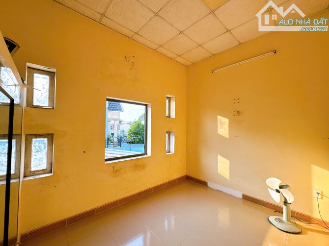 Bán nhà 1T1L p. Hố Nai cách đg Nguyễn Ái Quốc 50m 76m2 đường 3 xe hơi chỉ 3,6 tỷ - 1