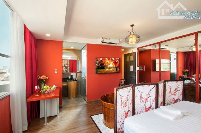 BÁN TÒA NHÀ MẶT TIỀN HẺM LỚN CMT8, PHƯỜNG 10, QUẬN 3. HĐT: 165 TR/THÁNG - 1