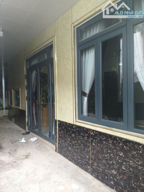 Bán nhà 120m2 phường 8 đà lạt 2,5 tỷ có 4 phòng ngủ -cách hồ xuân hương 2,5 km - 1