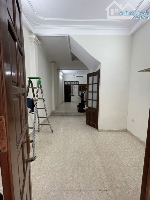 Bán Nhà Riêng Mỹ Đình, Phân Lô, Ô Tô Đỗ Cửa, 61m2, Giá Nhỉnh 14 Tỷ - 1