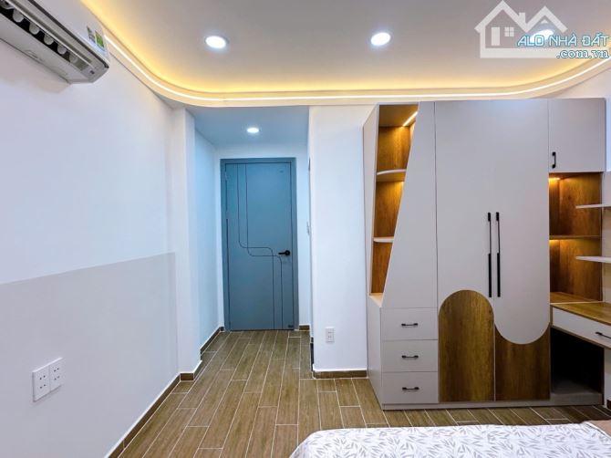 HẺM XE HƠI. CÁCH 1 CĂN RA MT ĐƯỜNG LỚN,5PN,CHỈ 9,xxx TỶ - 1