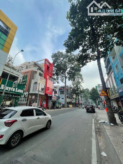 Bán nhà mặt tiền đẹp nhất đường Nguyễn Trãi trong phân khúc 50 tỷ. DT: 5*21M - 1