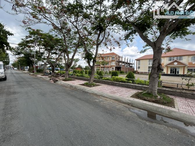 ✅ Bán đất thổ mặt tiền Phan Văn Đạt thuộc Trung Tâm Thị Trấn Tầm Vu , Châu Thành _ 4 x 25 - 1