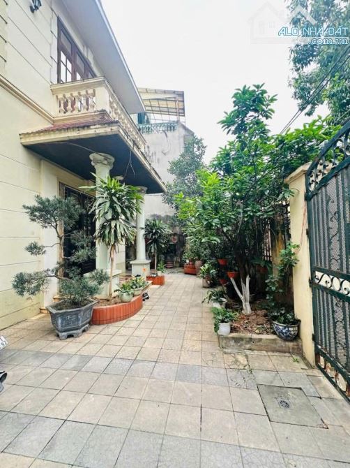 Biệt thự cũ 2 tầng Xuân La 105m ngang 7m 28 tỷ Tây Hồ Hà Nội gần Hồ Tây qua Lotte Mart Tây - 1