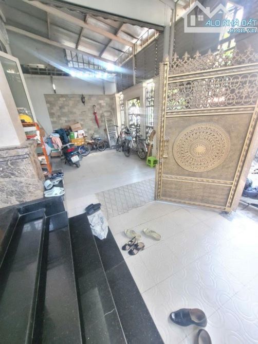 NHÀ ĐẸP Ở NGAY 3 TẦNG MẶT TIỀN ĐƯỜNG SỐ, GẦN CHỢ HIỆP BÌNH, 9,5X16 NHỈNH 13 TỶ - 1