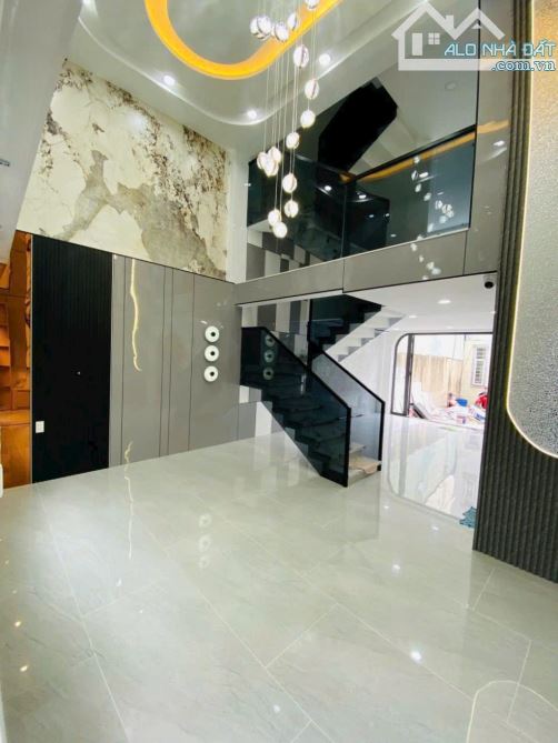 SIÊU PHẨM 5 TẦNG - 78m2- ĐƯỜNG TRƯỚC NHÀ 10m- PHAN HUY ÍCH - GÒ VẤP - 1