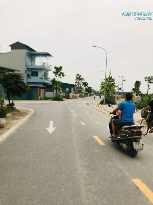 CỰC HOT ĐẤT ĐẤU GIÁ DỤC TÚ, ĐÔNG ANH, 130 TR / m2, 90 M2, SÁT ĐƯỜNG GOM CẦU TỨ LIÊN - 1
