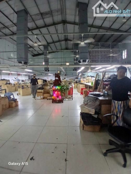 BÁN GẤP ĐẤT LỚN 850m2 TẶNG XƯỞNG HXT. VỊ TRÍ ĐẸP TRẦN THỊ HÈ. SHR FULL THỔ NHỈNH 29tr/m2 - 1