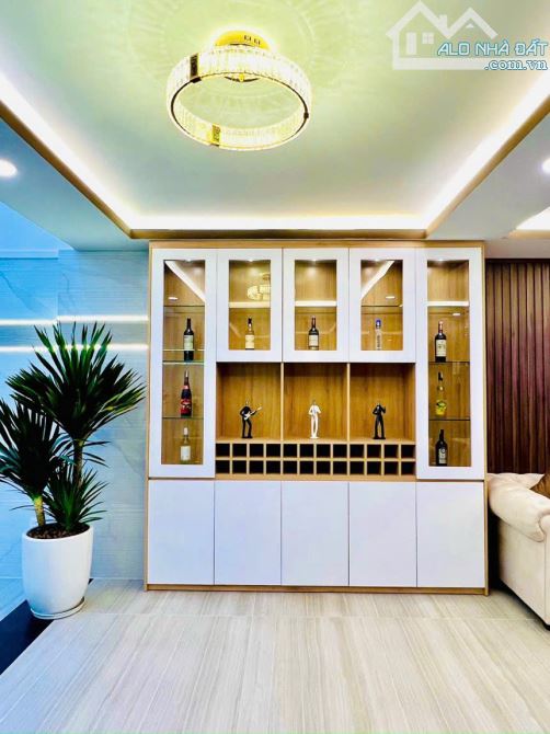 Bán gấp nhà 77m2 1/ HXH 20m ra Quang Trung, P10, Gò Vấp, 4 lầu  giá 12.9 tỷ - 1