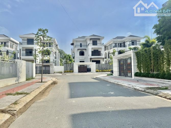 Biệt thự 1 trệt 2 lầu khu dân cư Bửu Long 3 , thành phố Biên Hoà - 1