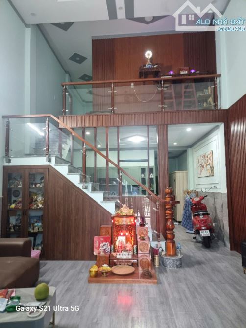 Bán nhà 5x17 đường Nguyễn Khuyến xe hơi ra vào chỉ 1.95 tỷ - 1
