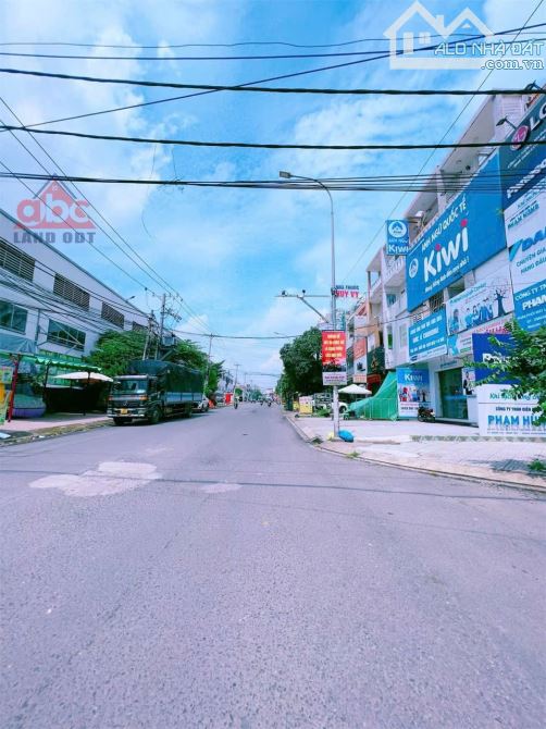 Bán nhà mặt tiền kinh doanh KDC chợ điều P. long bình - biên hoà