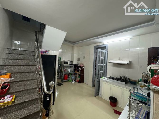 NHÀ SÁT KHU VIP NAM LONG QUẬN 7, XE HƠI NGỦ TRONG NHÀ, 4,5x17M, VÕ THỊ NHỜ - 1