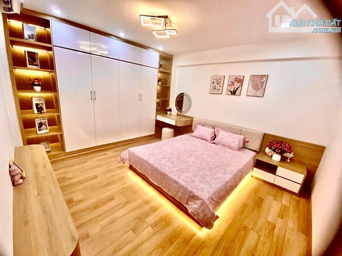 Bán nhà tập thể tt đống đa fun nội thất hai thoáng sáng - 1