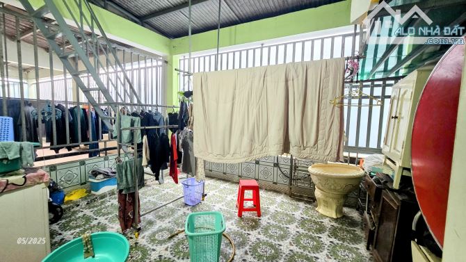 CĂN NHÀ_ĐẸP 3LẦU Khu VIP Có Nhiều Cán Bộ & Giáo Viên Ở Tại Trung Tâm Phường Tân Biên BH-ĐN - 1