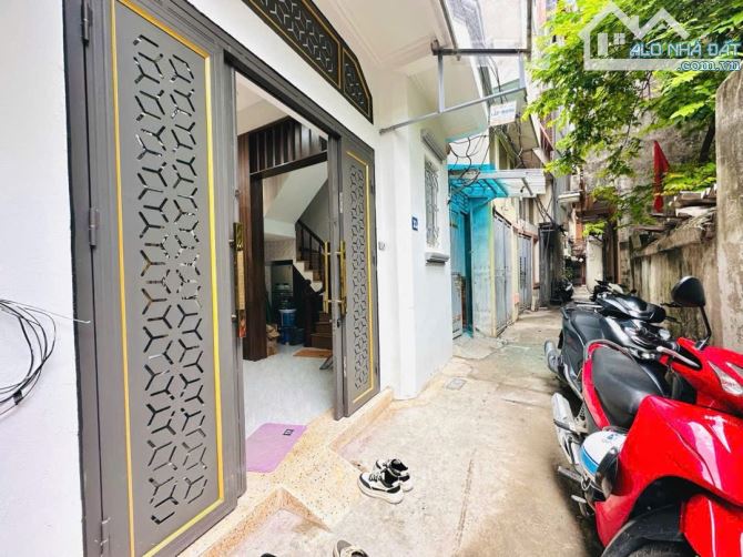 🌹🌹LÔ GÓC, NGÕ NÔNG, 2 MẶT THOÁNG, VIEW ĐẸP TRƯỚC NHÀ, TẶNG NỘI THẤT, SỔ ĐỎ ĐẸP, 3 NGỦ VỆ - 1