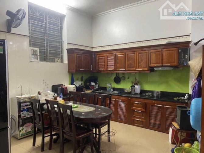 Cần bán nhà đẹp mặt phố Cô Đông Tp Hải Dương - 1