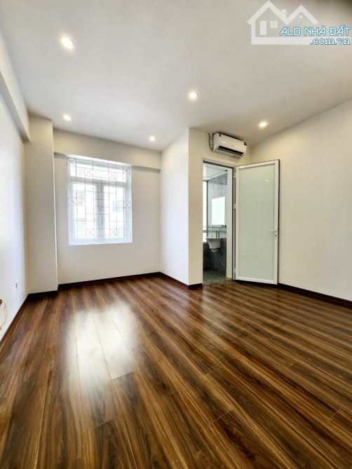 CĂN HỘ STUDIO CHUNG CƯ KĐTM ĐỊNH CÔNG! PHÂN LÔ Ô TÔ TRÁNH, PCCC ĐẢM BẢO, ~50M2 2N2WC 2.TỶ - 1