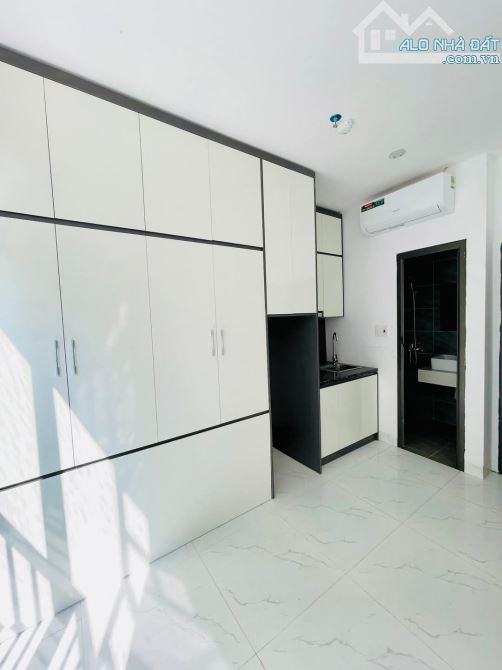 Chào 10tỷ8 - Bán tòa căn hộ dịch vụ phố Trường Chinh - 6 tầng thang máy tổng 13 phòng 55m2 - 1