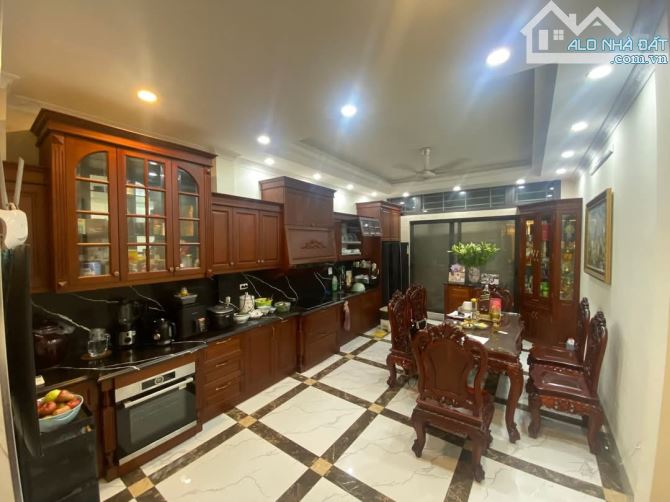 Ngõ OTO Tránh Phố Nguyễn Ngọc Nại - Chỉ 19.8tỷ -  74m2 - 1