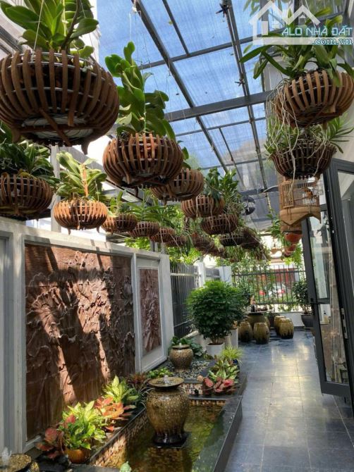 BIỆT THỰ PARK CITY SANG TRỌNG ! Vườn hoa - 2 mặt thoáng chủ cần bán gấp - 1