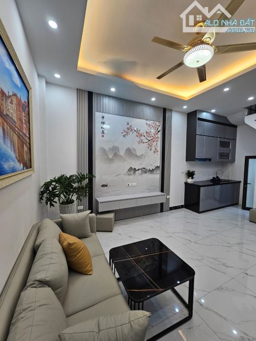 NHÀ MỚI 5 TẦNG KẺ TẠNH, PHƯỜNG GIANG BIÊN, LONG BIÊN – 30M2, 20M Ô TÔ TRÁNH, 5.8 TỶ - 1