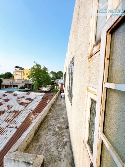 Bán nhà 1T1L p. Hố Nai cách đg Nguyễn Ái Quốc 50m 76m2 đường 3 xe hơi chỉ 3,6 tỷ - 12