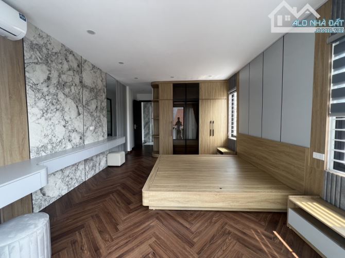 Bán nhà Bát khối 41m2 xây 7 tầng - thang máy gara ôtô 7 chỗ, nhà mới full nội thất - 12