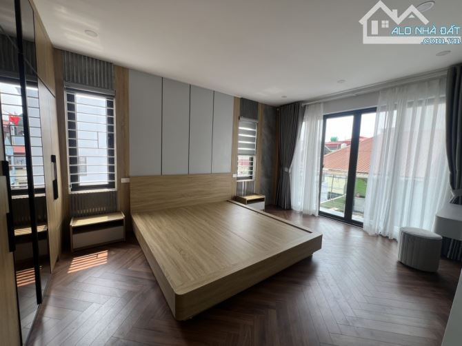 Bán nhà Bát khối 41m2 xây 7 tầng - thang máy gara ôtô 7 chỗ, nhà mới full nội thất - 13
