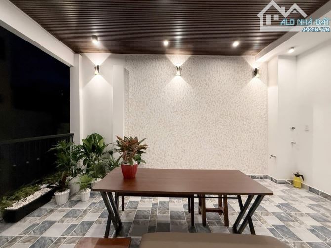 HẺM XE HƠI. CÁCH 1 CĂN RA MT ĐƯỜNG LỚN,5PN,CHỈ 9,xxx TỶ - 16