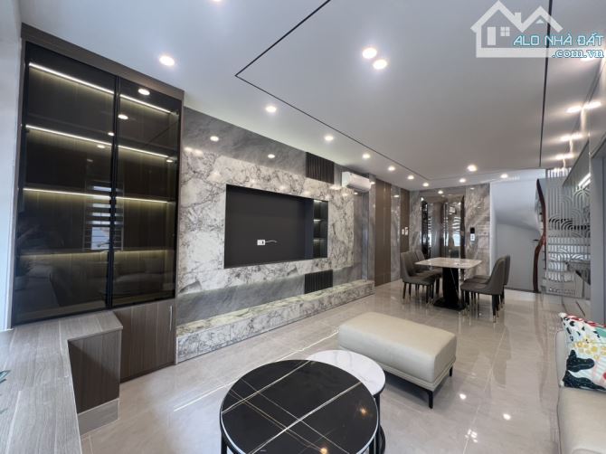 Bán nhà Bát khối 41m2 xây 7 tầng - thang máy gara ôtô 7 chỗ, nhà mới full nội thất - 18