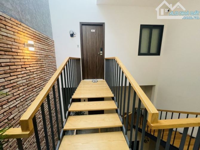 Gấp bán nhà Sài Gòn, 4 tầng, kế Mt Hai Bà Trưng, dt 146m2, giá 33 tỷ. - 2