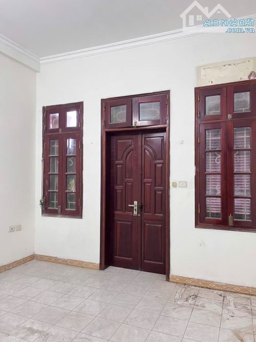 BÁN NHÀ NGUYỄN CẢNH DỊ . ĐẠI KIM . PHÂN LÔ VỈA HÈ . GIÁ 16,6 TỶ . NHÀ 4 TẦNG MT 4 M - 2