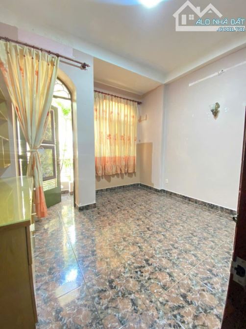 Bán nhà mặt tiền cư xá Bắc Hải – Quận 10, DT: 4x16m, kết cấu 4 tầng BTCT – giá 19.5 Tỷ - 2
