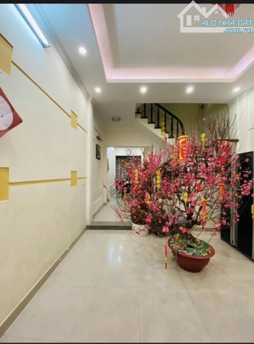 PHÂN LÔ NGUYỄN KHẢ TRẠC CẦU GIẤY OTO TRÁNH VỈA HÈ Ở & KINH DOANH 50m2 MT 4m 15.5 Ty - 2