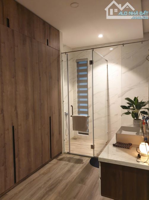 🏡 BÁN CĂN GÓC 3 MẶT TIỀN SHOPHOUSE ĐƯỜNG 60M ROYAL PARK  – CÓ DÒNG TIỀN  GIÁ 8.X TỶ - 2