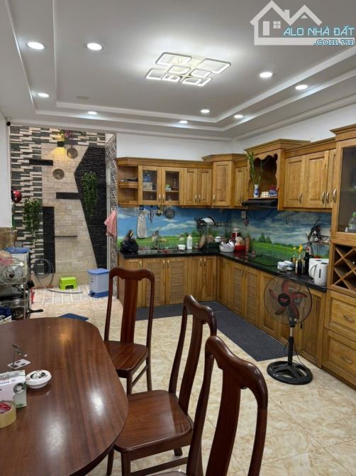 Khá Sang Trọng Hẻm VIP 12 Hiệp Thành 13 - 2